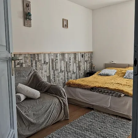 招待所 Manfa-gyoengy Vendeghaz Manfa