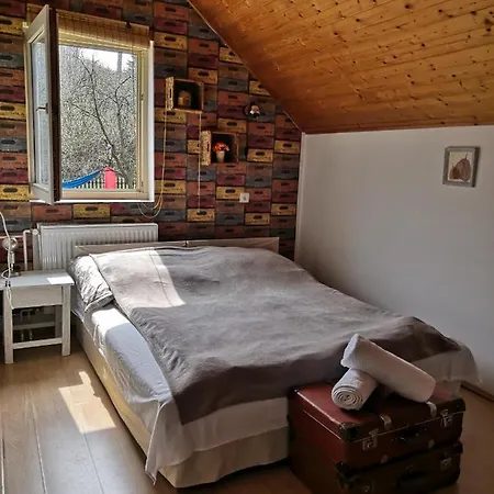 Manfa-gyoengy Vendeghaz Manfa