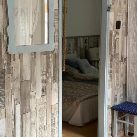 Manfa-gyoengy Vendeghaz Guest house